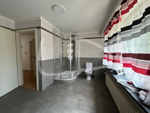 WhatsApp Image 2024-05-14 at 10.13.24 (8).jpeg